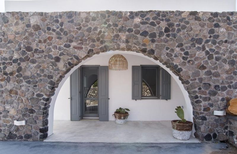 LAGADI SUITES by K&K