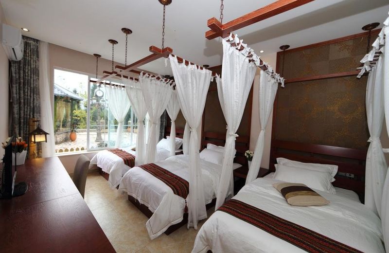 Panshan Tingquan Tuwo Holiday Resort