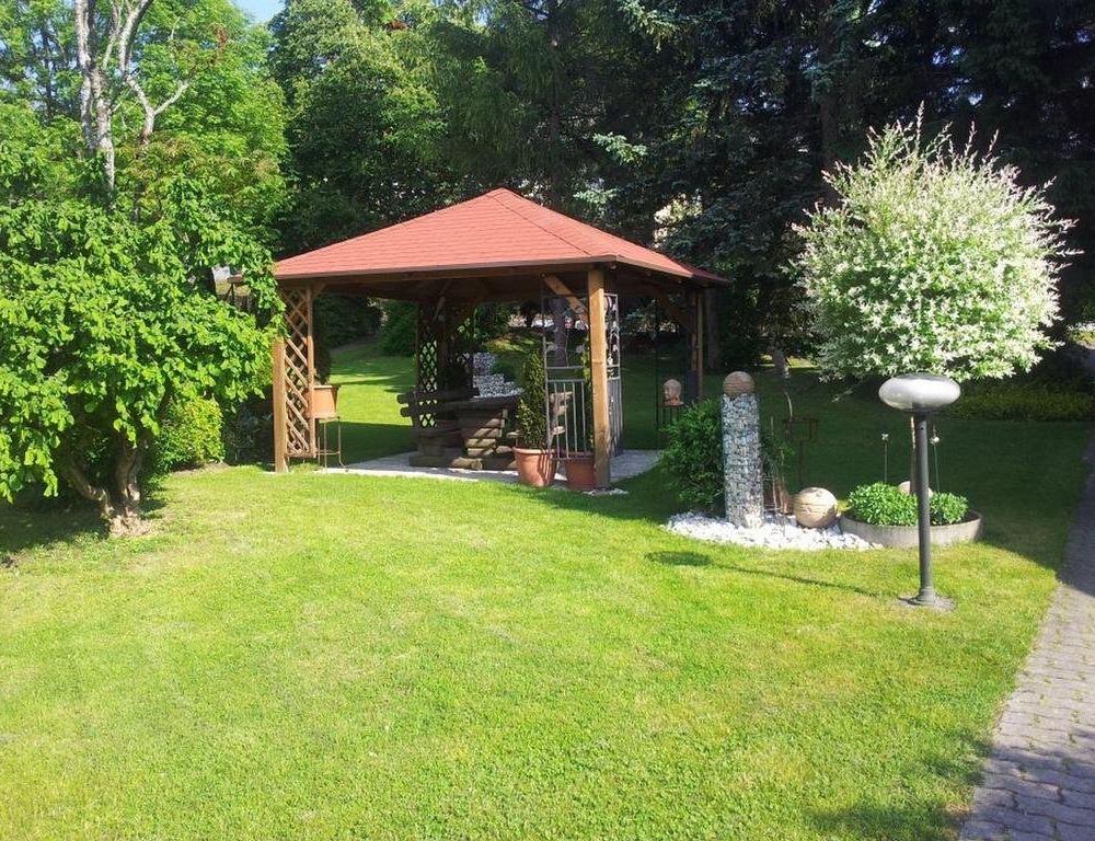 Outdoor Pictures 21