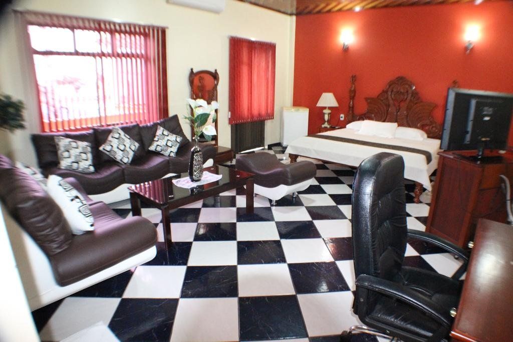 Hotel Takana