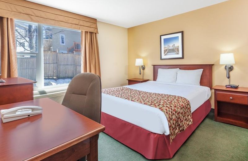 Super 8 by Wyndham Campbellton NB