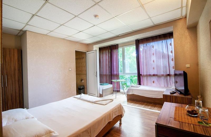 Hotel Zara Rooms