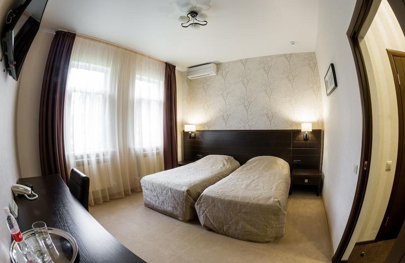 Green Park Hotel