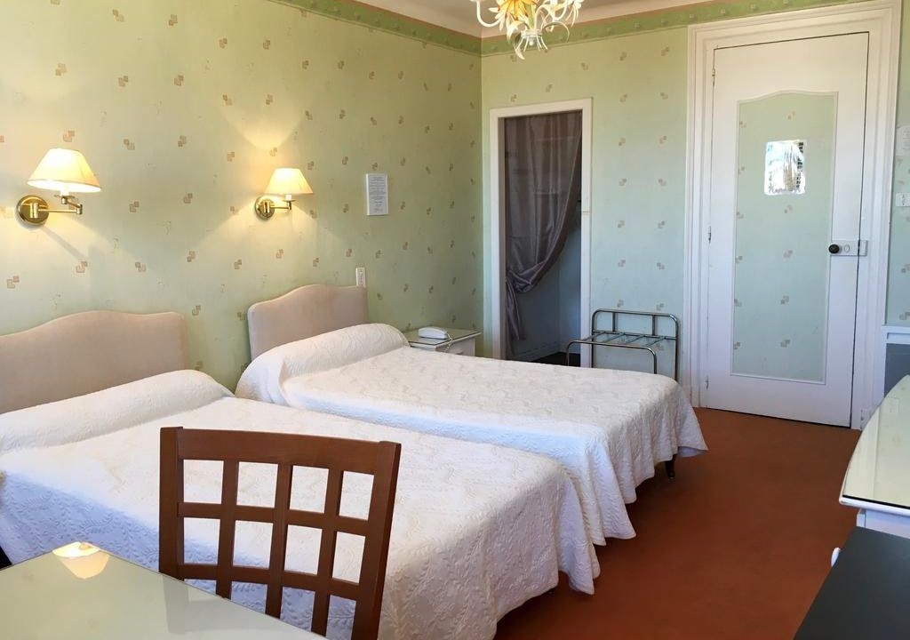 Hôtel Henri IV