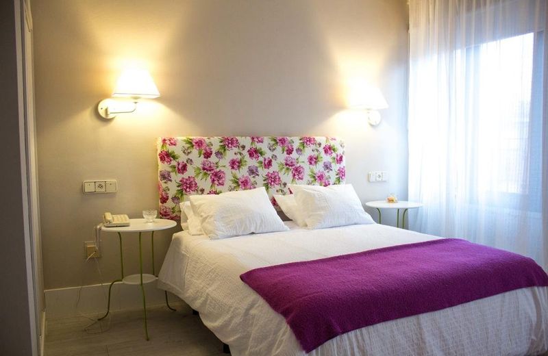 Ares Hotel