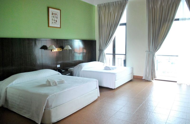 Saf Yacht Club Changi Resort Rooms
