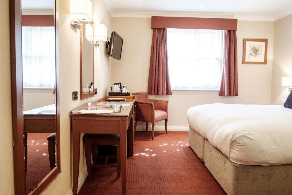 The Red Lion Hotel