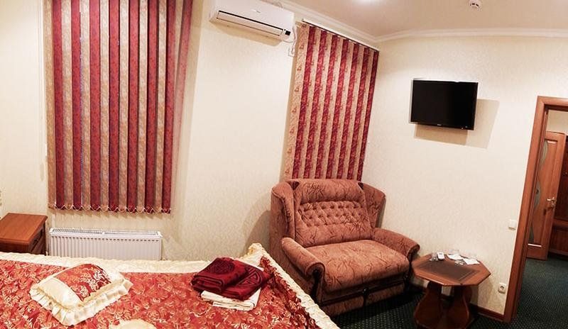 Atrium Hotel