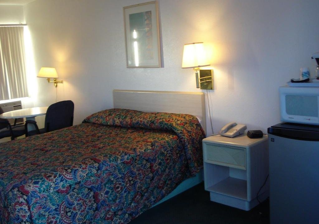 Safari Motor Inn - Joshua Tree