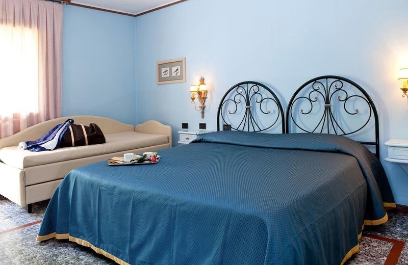 Hotel Daniel