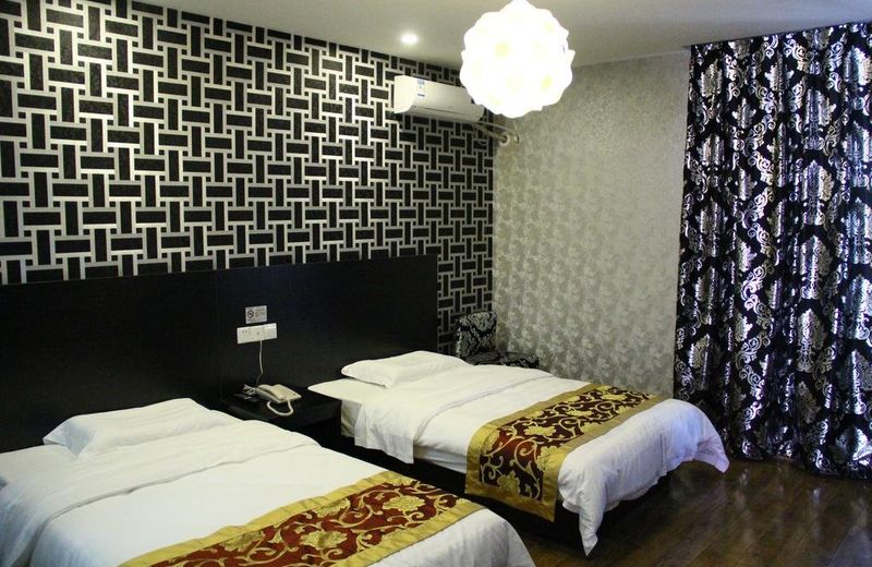 City 118 Theme Hotel