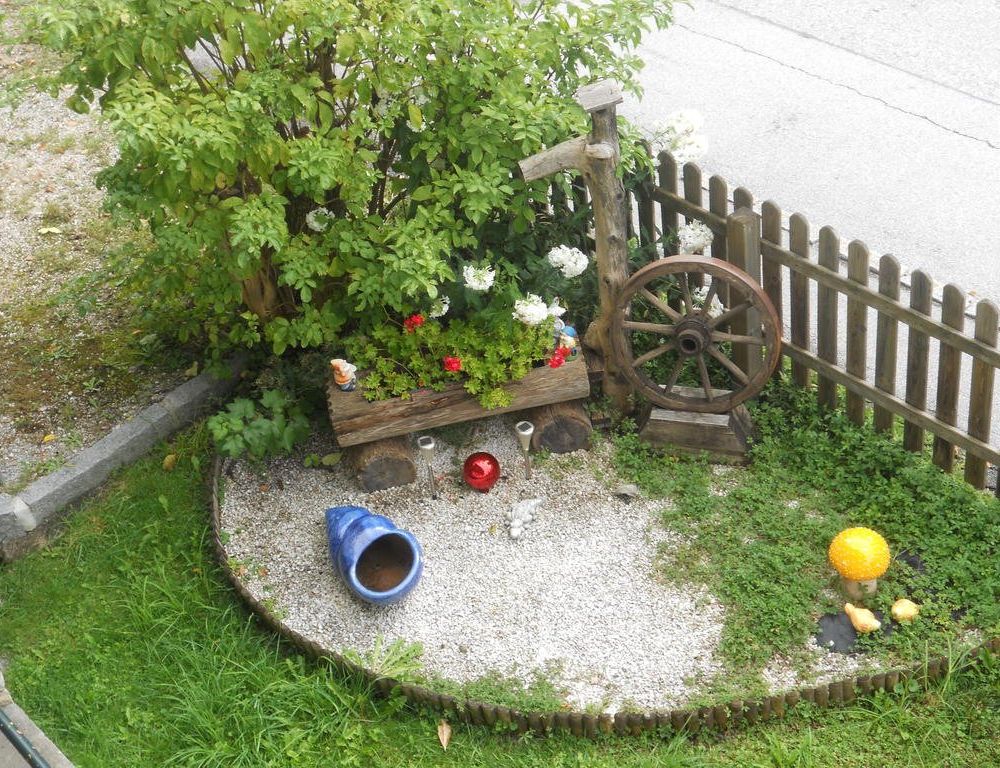 Outdoor Pictures 19