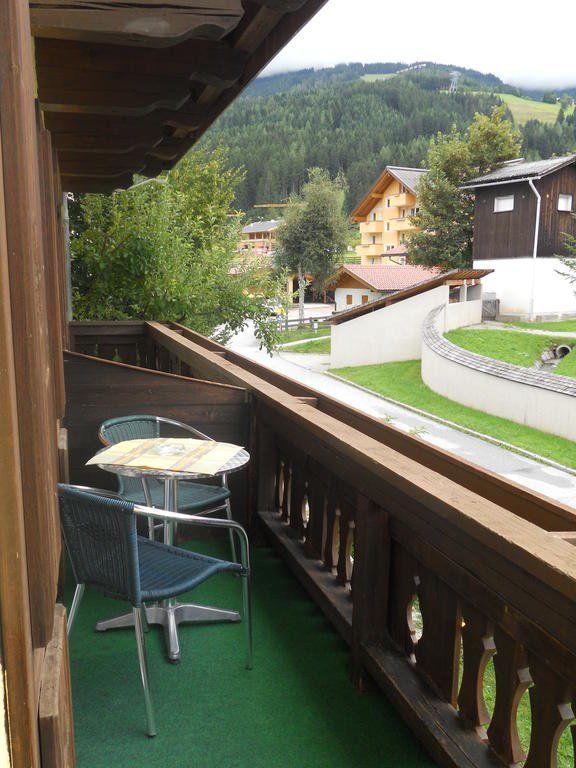 Outdoor Pictures 22