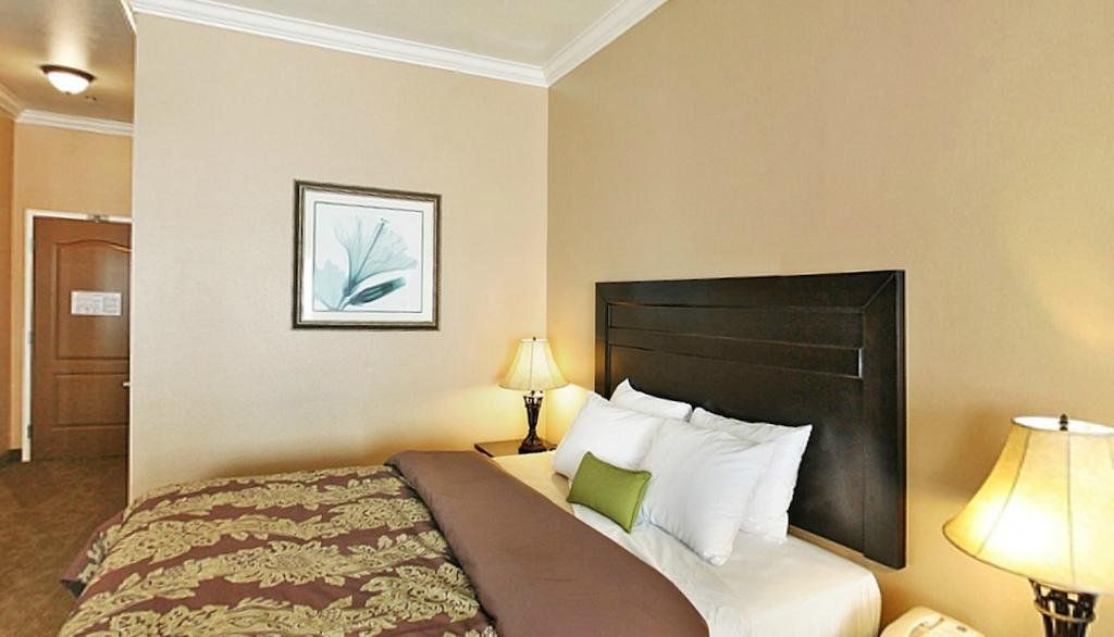 Best Western Plus Route 66 Glendora Inn