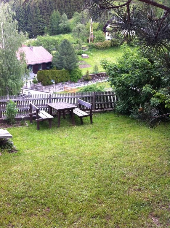 Outdoor Pictures 19