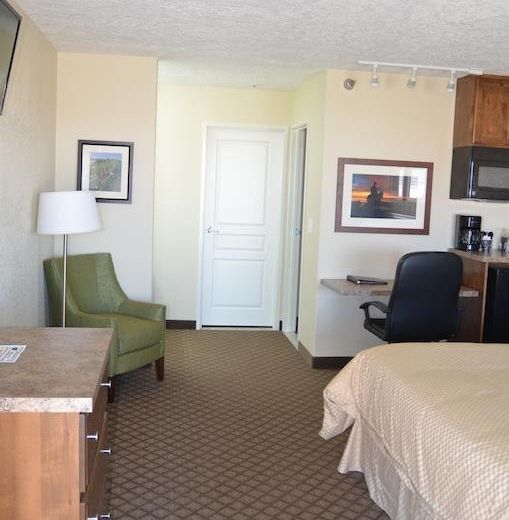 Rodeway Inn & Suites