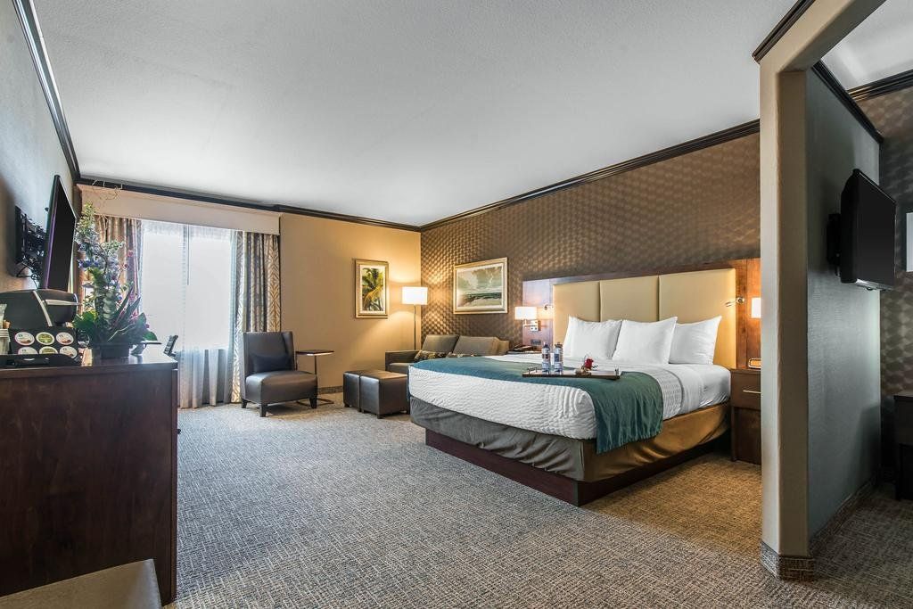 The Heritage Inn & Suites, Ascend Hotel Collection
