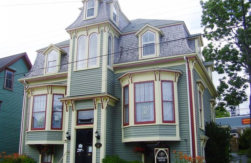 1880 KAULBACH HOUSE HISTORIC INN