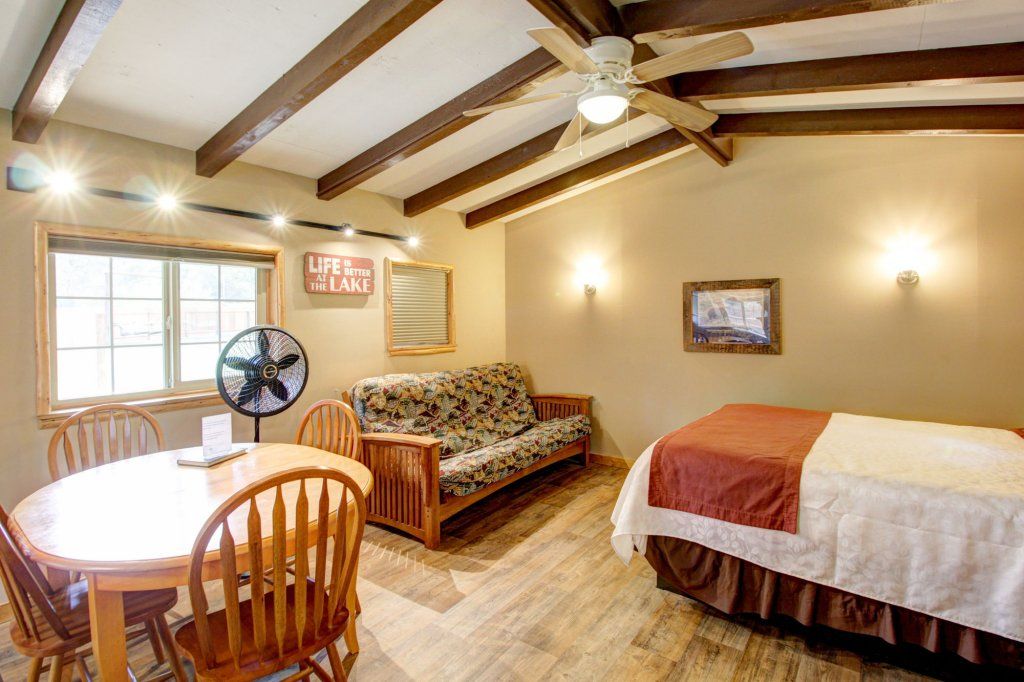 Historic Tamarack Lodge and Cabins