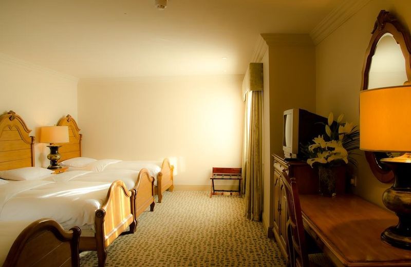 Newbury Hotel