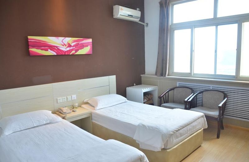 Zhangqiu Cultural Center Hotel