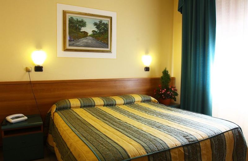 Hotel Bisenzio