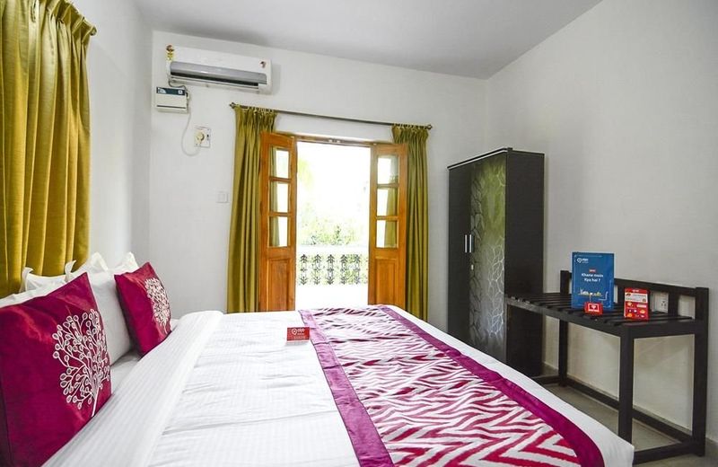 OYO Rooms Calangute Behind Taste of India