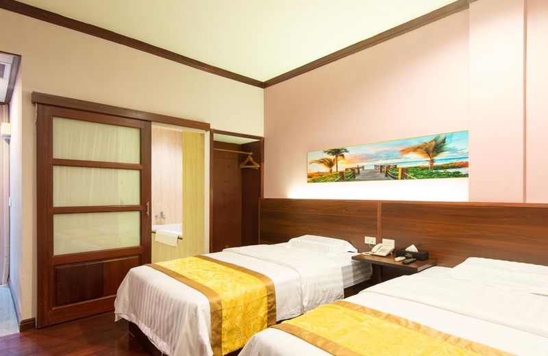 The President Hotel at Chokchai 4