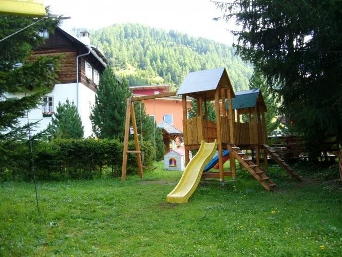 Outdoor Pictures 21