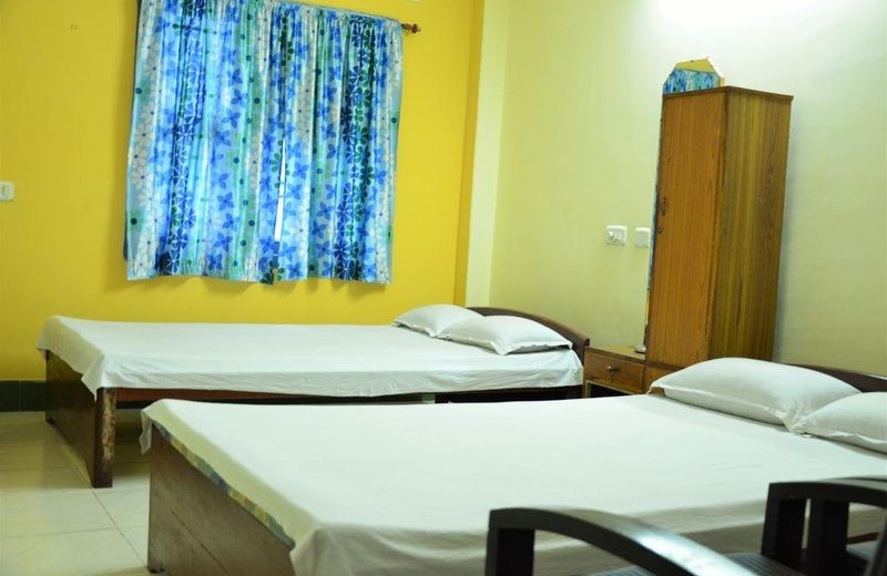 Shivanand Lodge