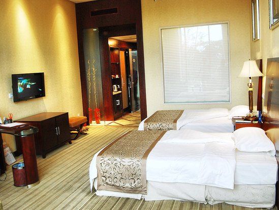 Minjiang Donghu Hotel