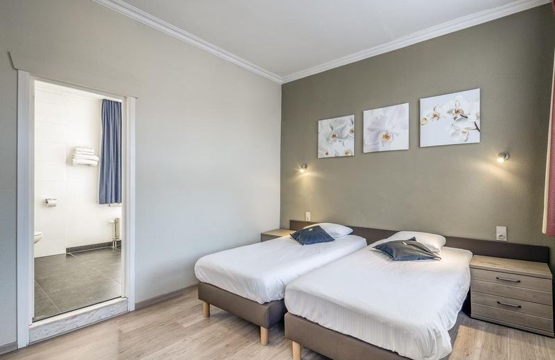 New Hotel de Lives