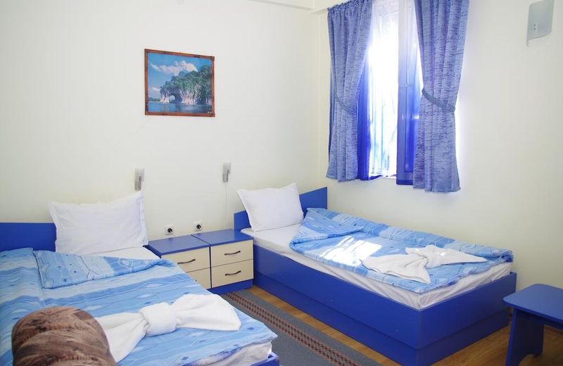 Edi Hotel
