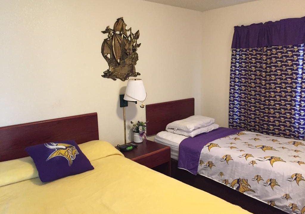 Highland Court Motel