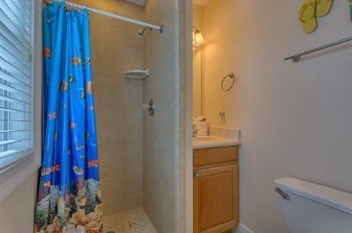 A Tropical Breeze by Pristine Properties