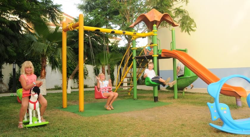 Outdoor Pictures 16