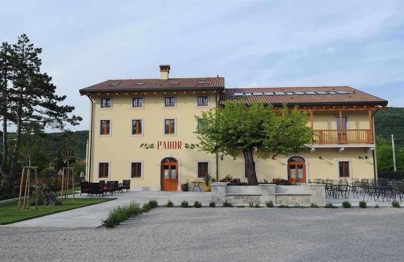 Hotel & Restaurant Pahor