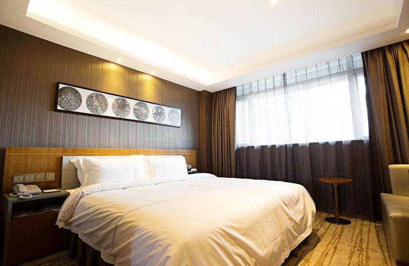 Insail Hotels (Gongbei Port Zhuhai)
