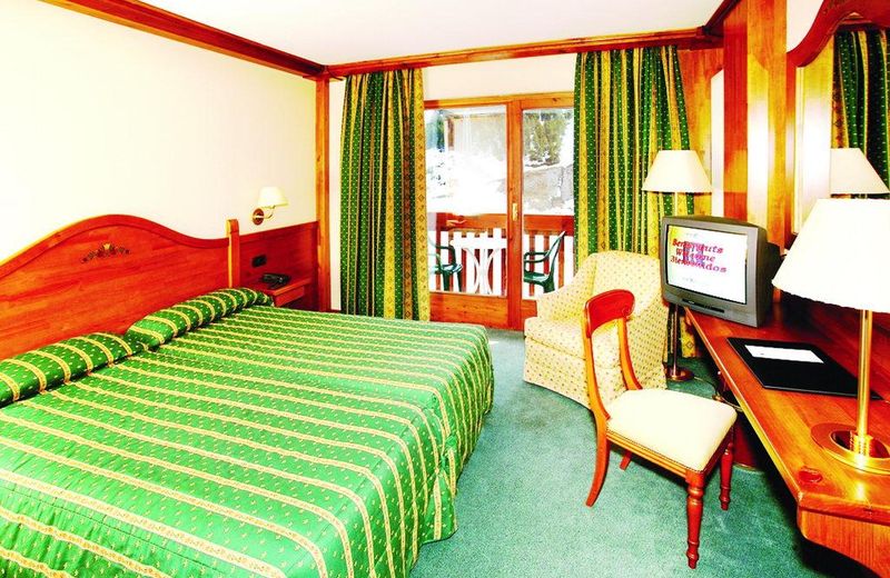 Sport Hotel Village