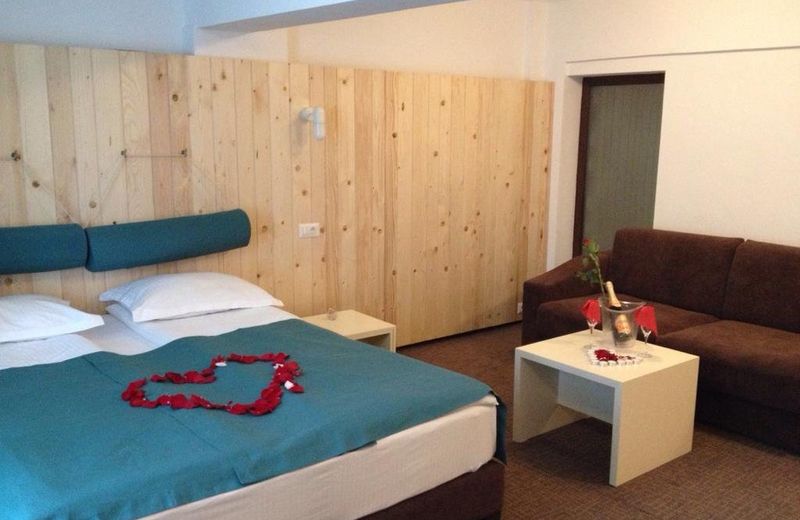 Complex Hotelier COTA O MIE
