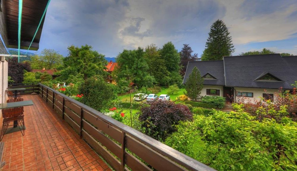 Outdoor Pictures 22