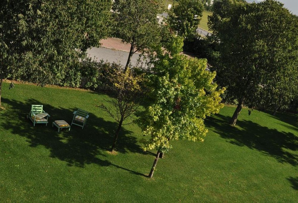 Outdoor Pictures 13