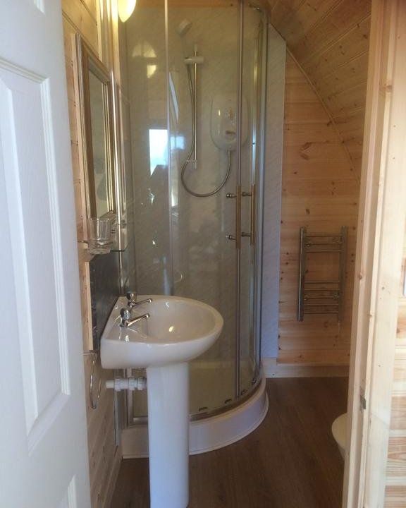Loch Shin Glamping Pods