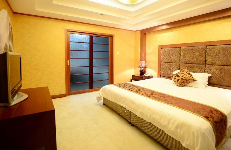 H.K Joyfull Hotel Dujiangyan