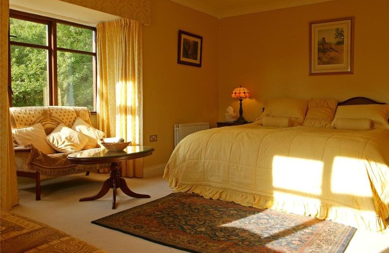 Hanora's Cottage Guesthouse and Restaurant