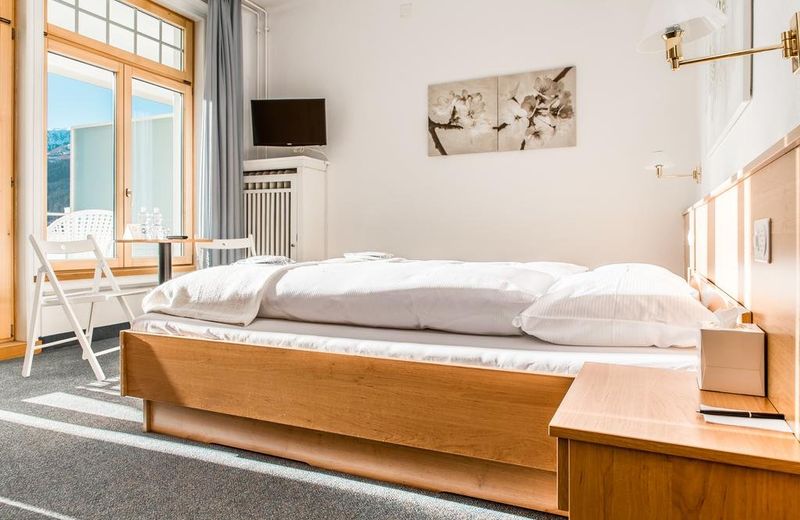 ALPINE INN Davos
