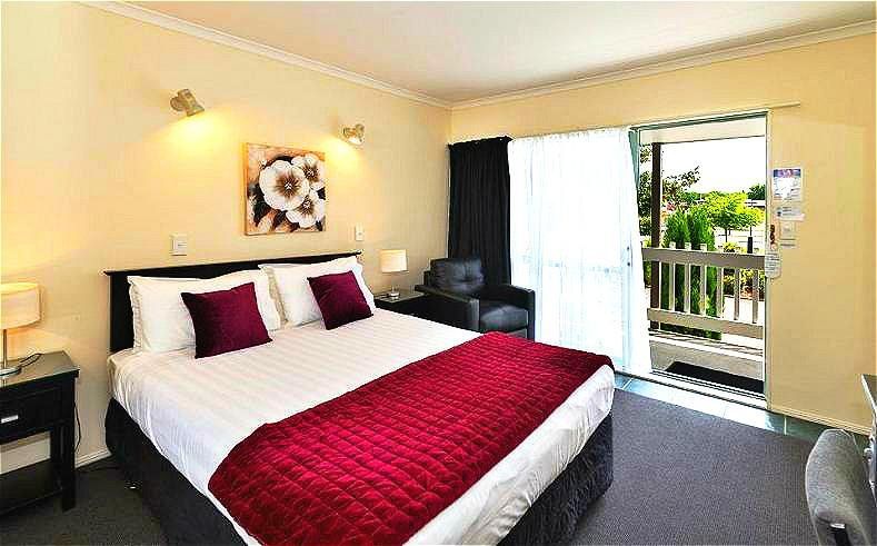 Accolade Lodge Motel