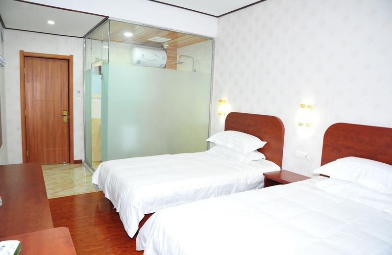 Pingyao Yutaixiang Business Express Hotel