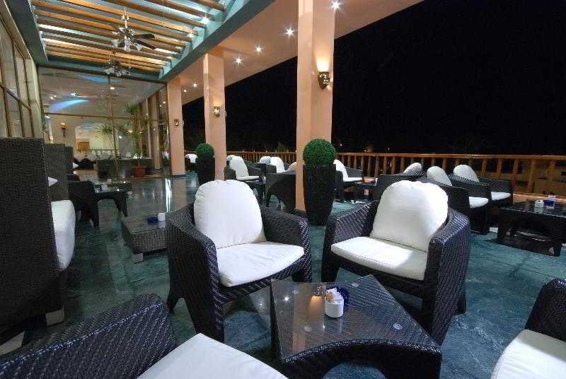 Outdoor Pictures 11