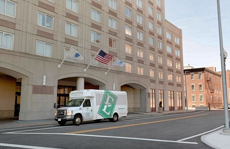 Embassy Suites Boston at Logan Airport